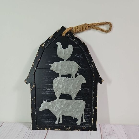 Farmhouse Sign - Picture 1 of 8